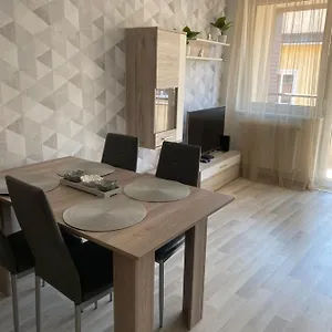 Apartament Simonffy, Debreţin